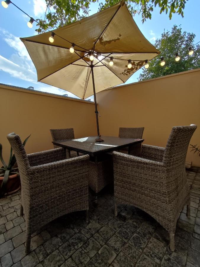 Hotelise I Tulip Apartment Erevan Exterior foto