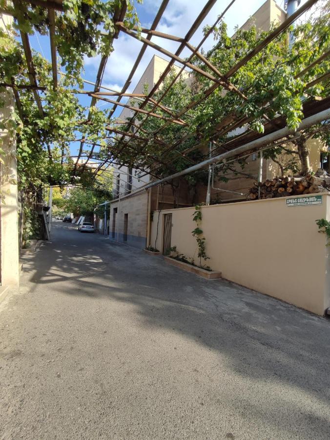 Hotelise I Tulip Apartment Erevan Exterior foto